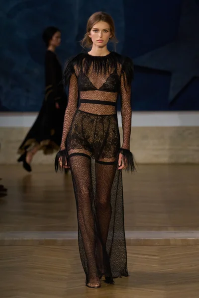 Look 54